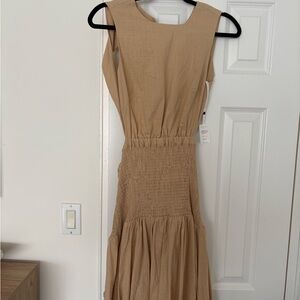 NEW WITH TAGS Chic Sleeveless Tan Maxi Dress